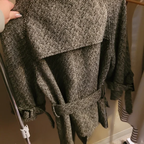 Kismet Herringbone Tweed Pea Coat - Picture 9 of 14